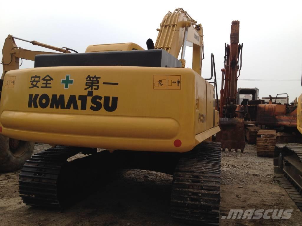 Komatsu PC200-6 Roomikekskavaatorid