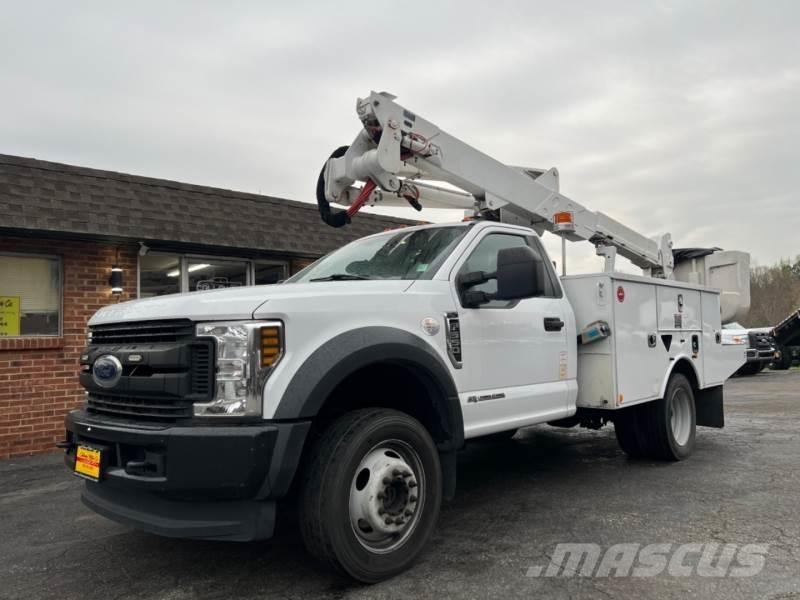 Ford F550 Auto korvtõstukid