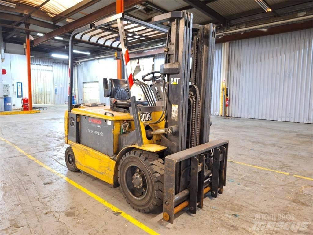 CAT EP30K-PAC Kahveltõstukid - muud