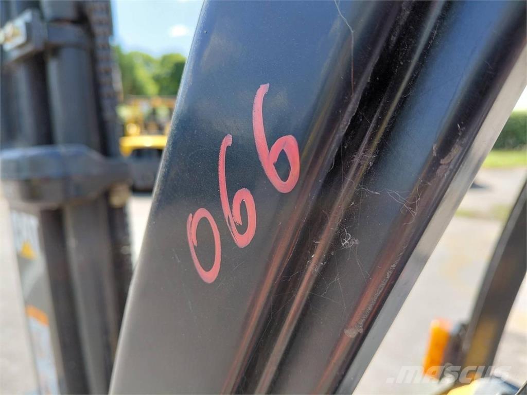 CAT GP18N Kahveltõstukid - muud