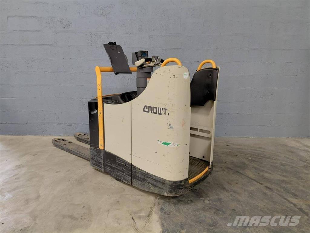 Crown WT3040 Platvormiga virnastajad