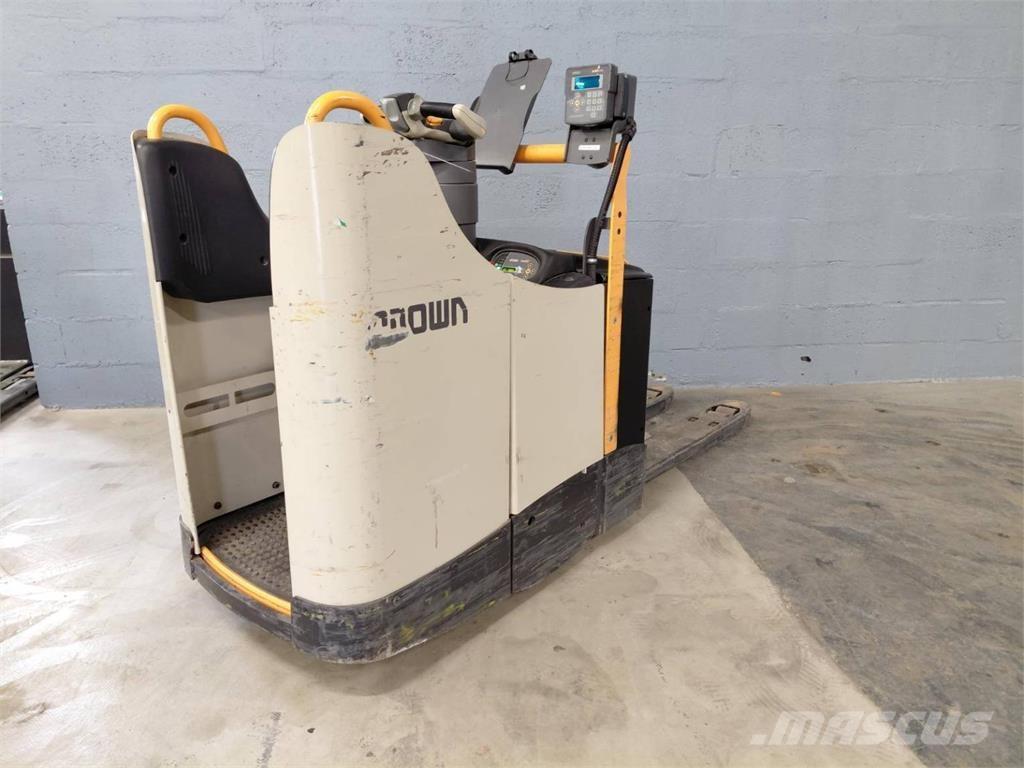 Crown WT3040 Platvormiga virnastajad
