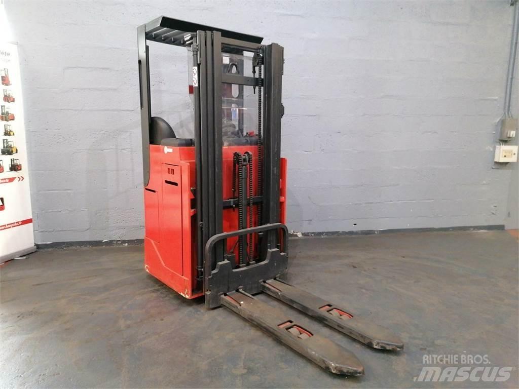 Fenwick L12 Platvormiga virnastajad