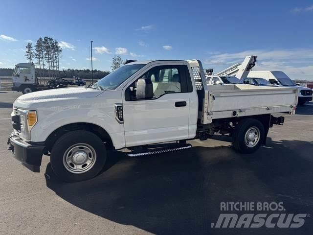 Ford F250 XL Muu