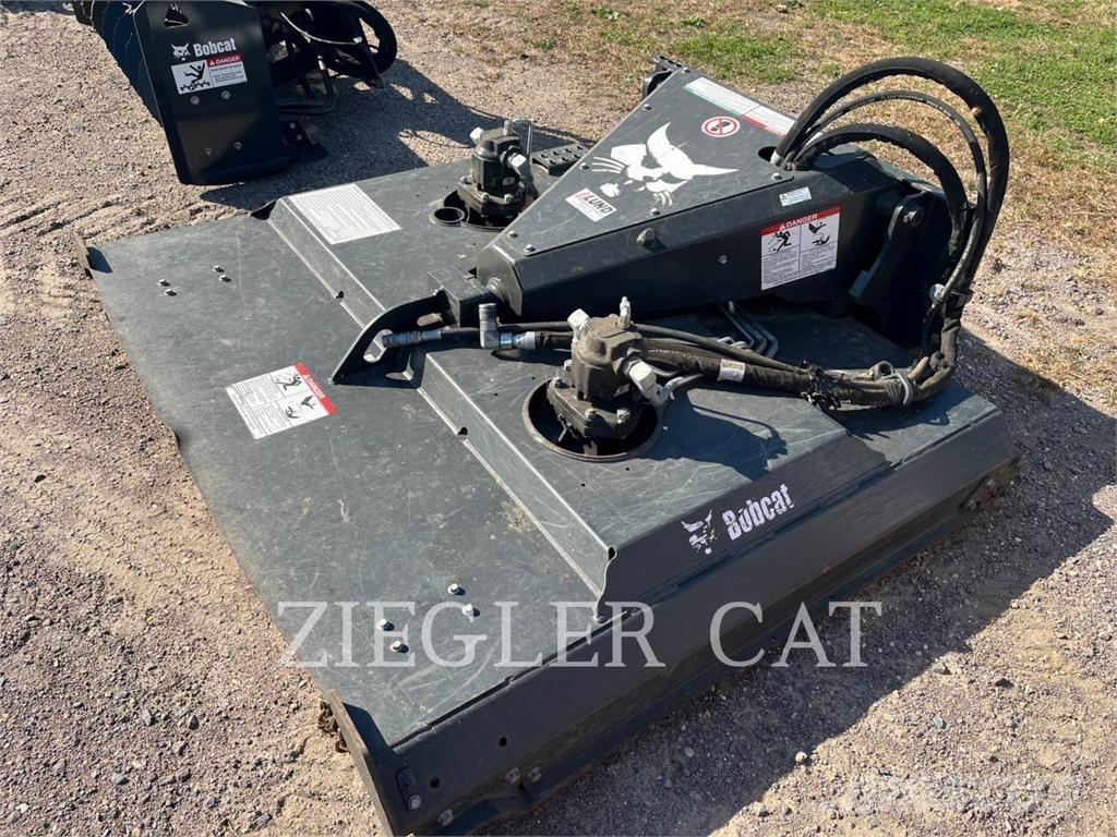 Bobcat BRUSHCAT Kompaktlaadurid
