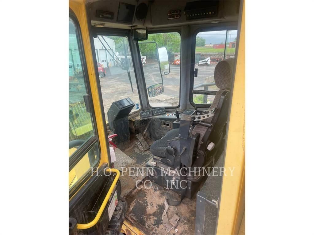Bomag BC1172RB Pinnasetihendajad
