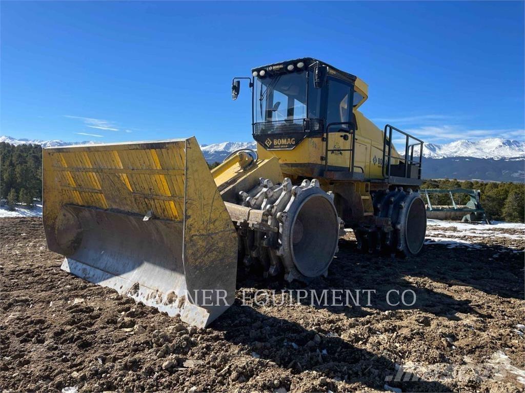 Bomag BC573RB-4 Pinnasetihendajad