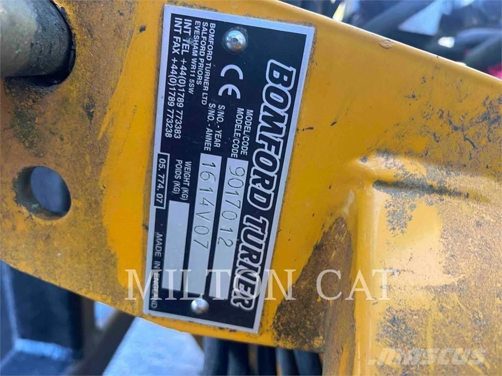Bomford B457 Niidukid