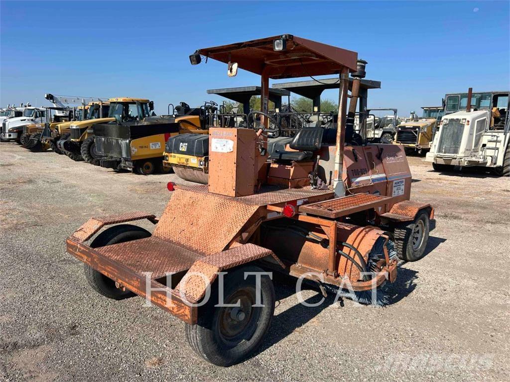 Broce RJ350 Tänavapuhastusmasinad