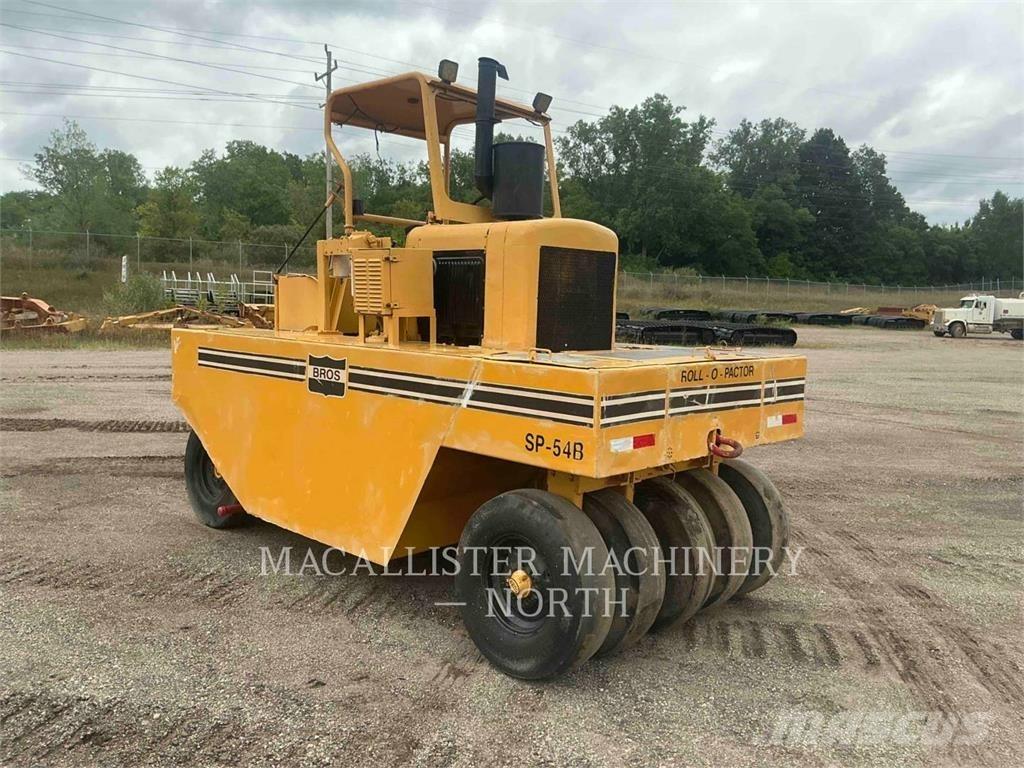 Bros SP-54B Pneumorehvidega rullid