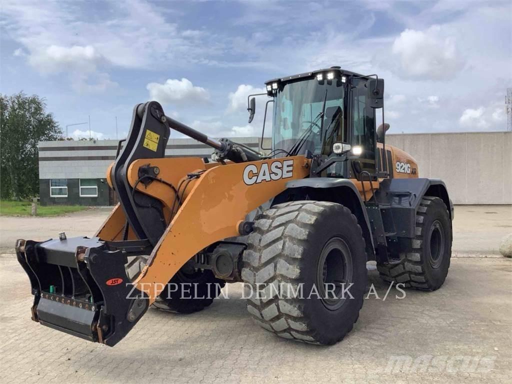 CASE 921GXR Rataslaadurid