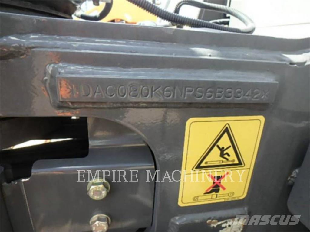 CASE CX80C Roomikekskavaatorid