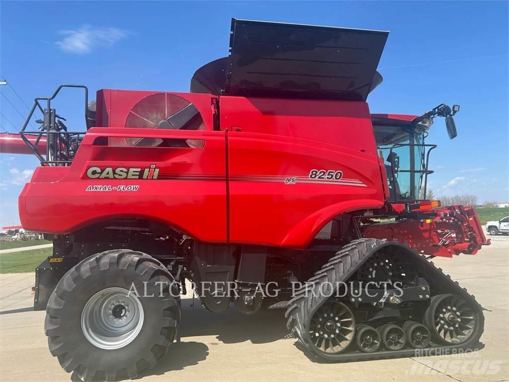 Case IH 8250 Teraviljakombainid