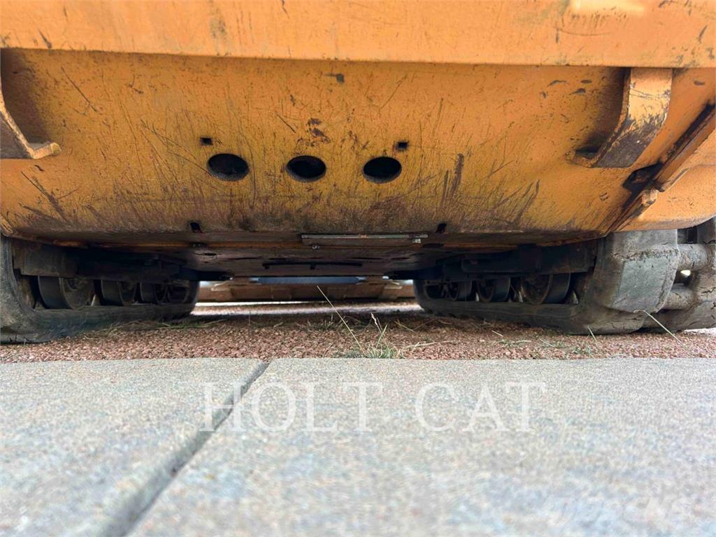 CASE TR270 Roomiklaadurid