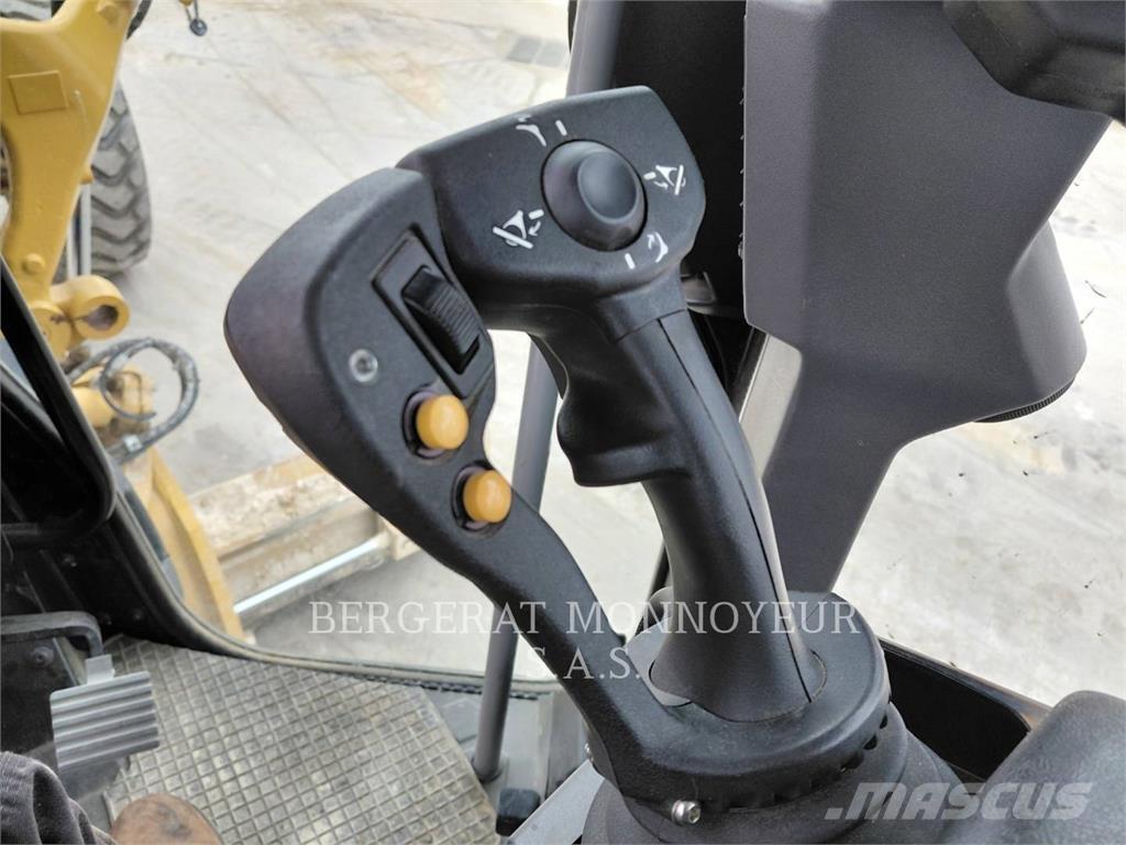 CAT 120-14 Greiderid