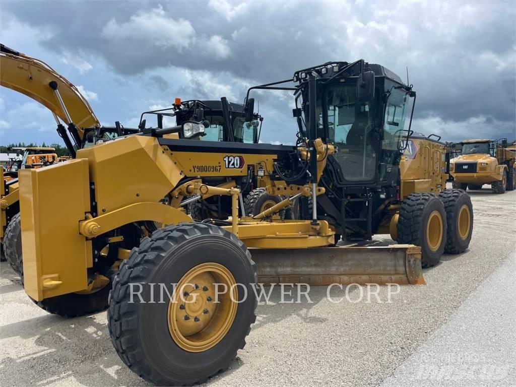 CAT 120 AWD CS Greiderid