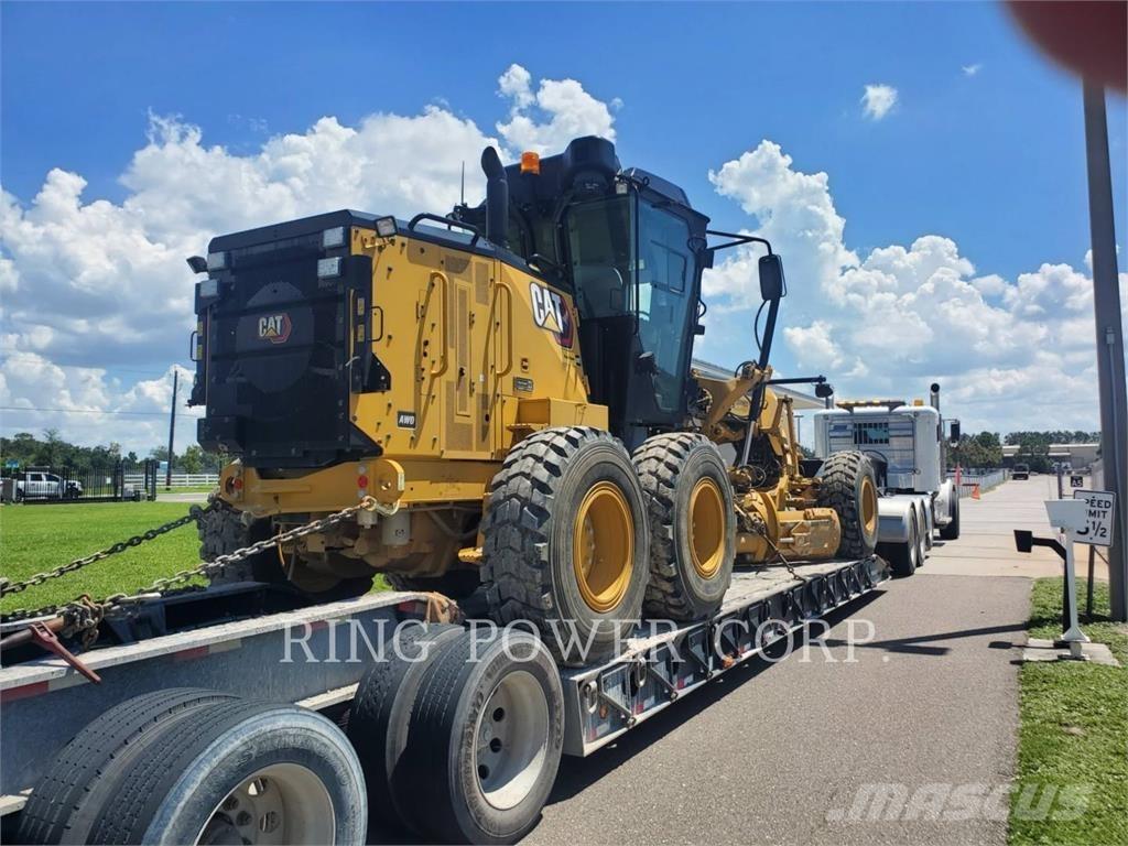 CAT 120 AWD CS Greiderid