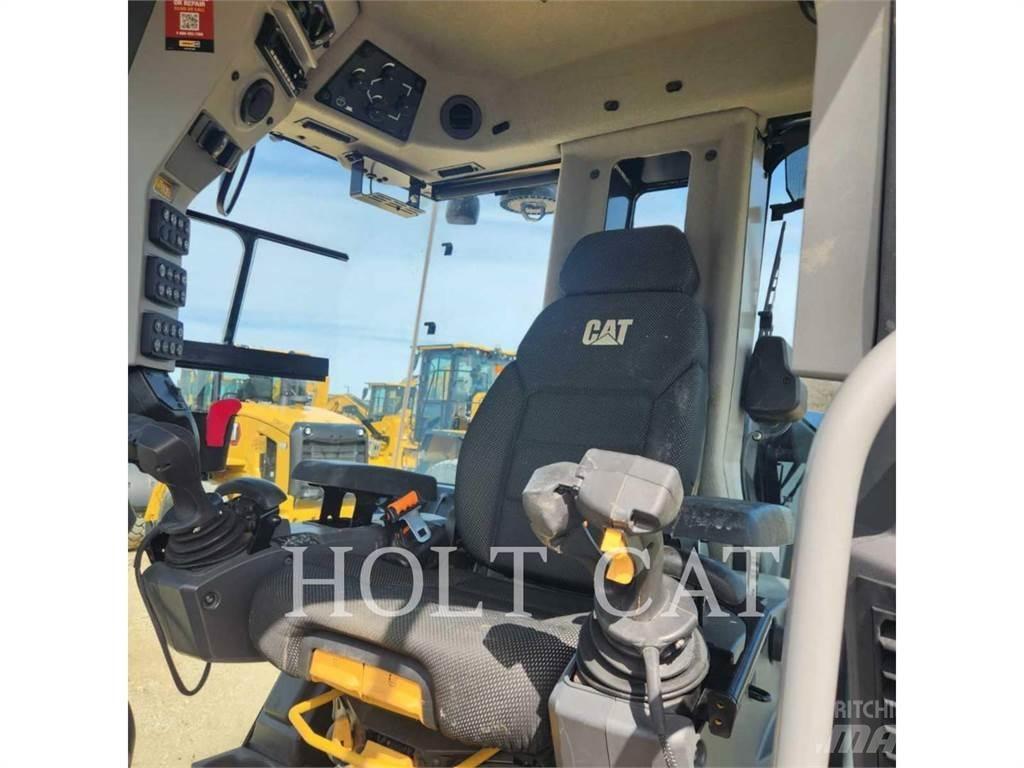 CAT 120 JOY Greiderid