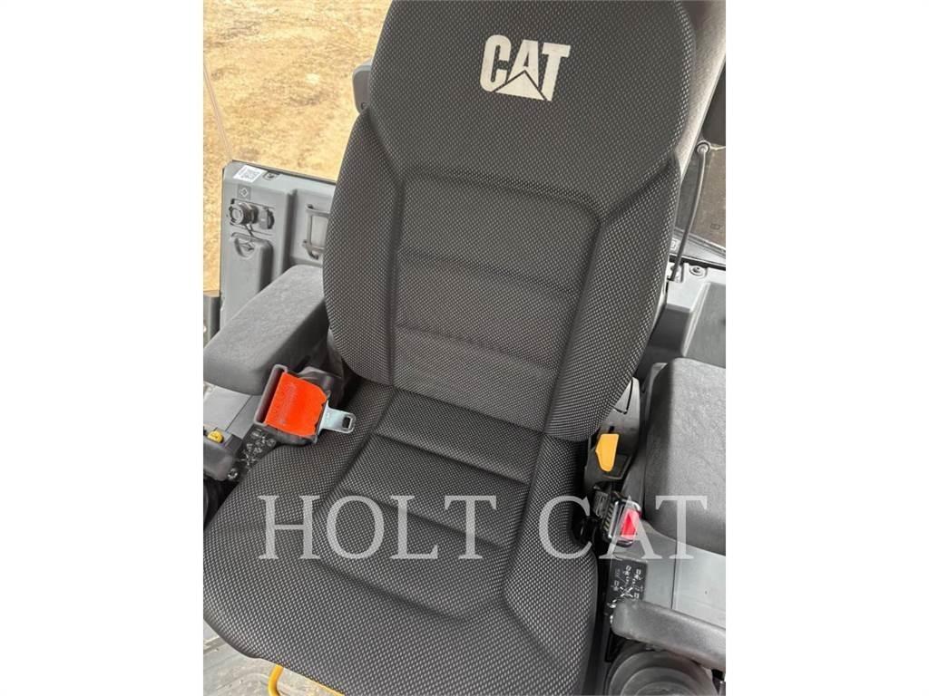 CAT 120 JOY Greiderid