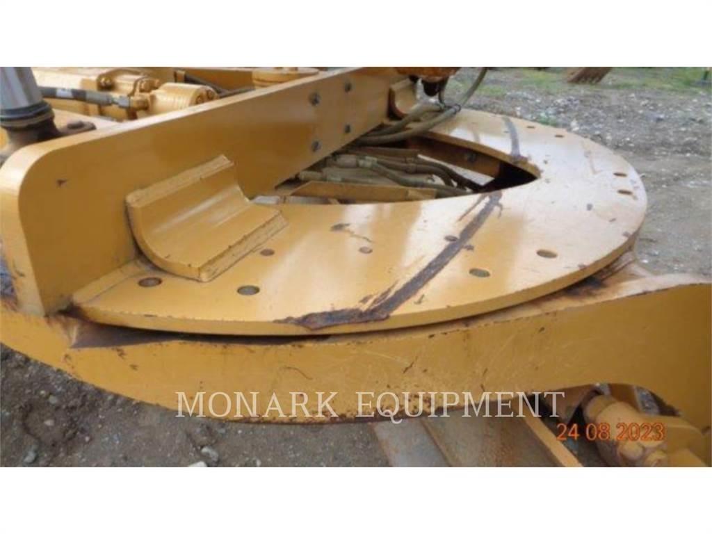 CAT 120K Greiderid