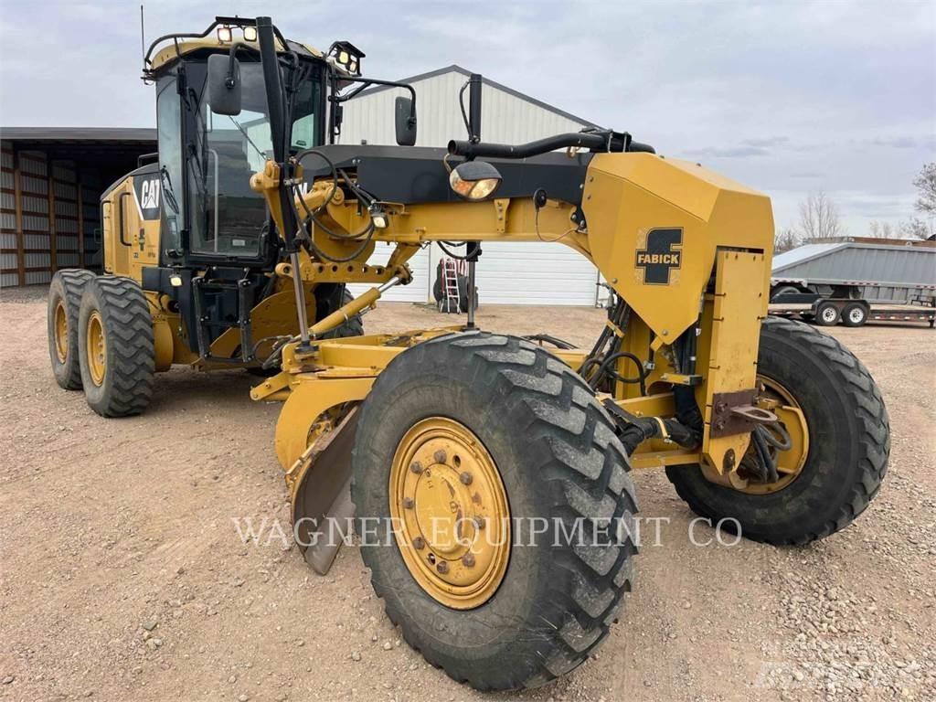CAT 120M AWD Greiderid