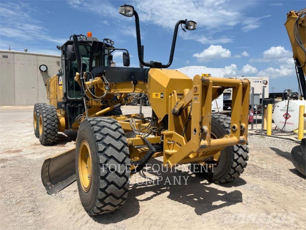 CAT 120M2AW Greiderid