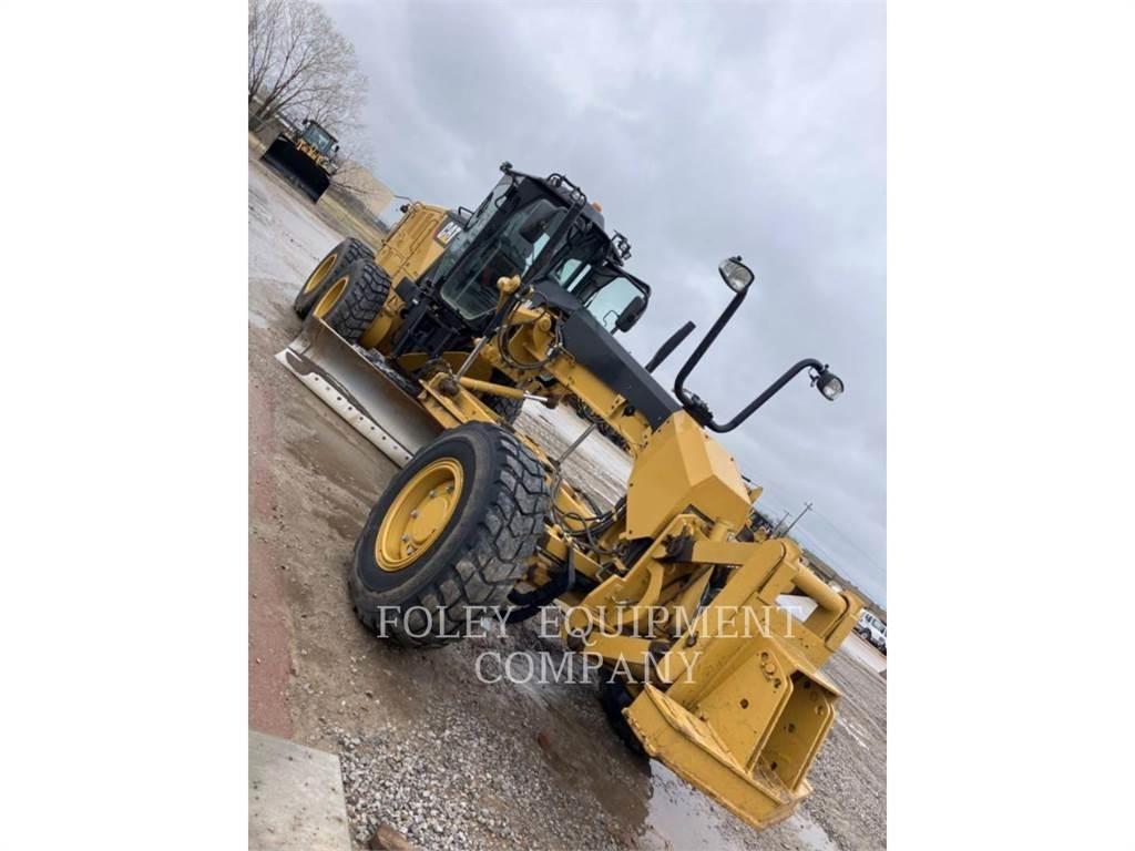 CAT 120M2AWD Greiderid