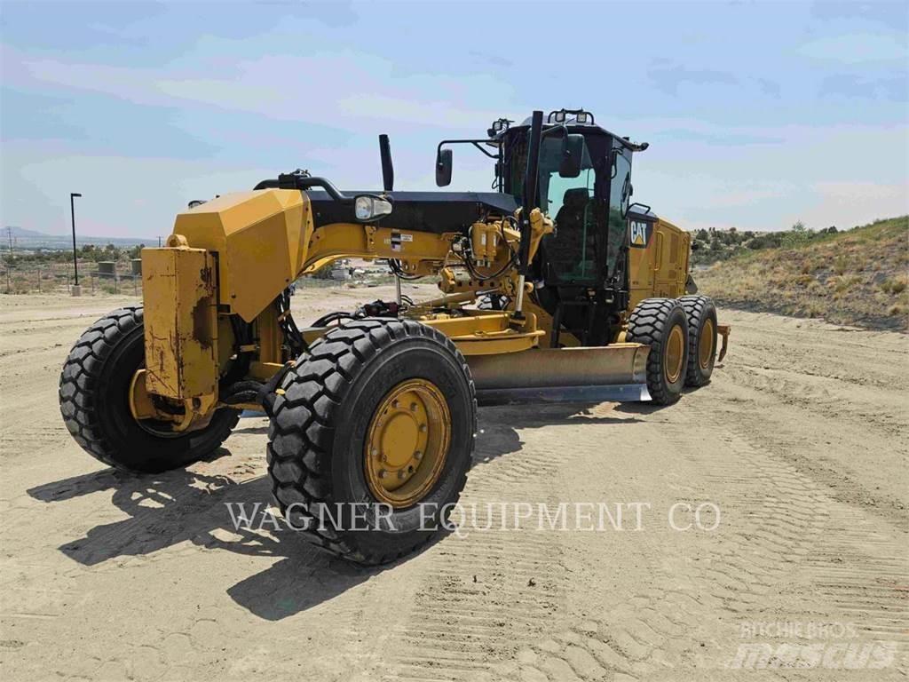 CAT 120M2AWD Greiderid