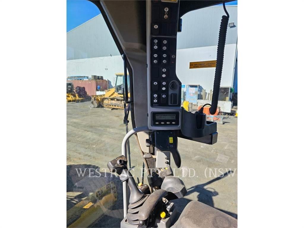 CAT 12M Greiderid