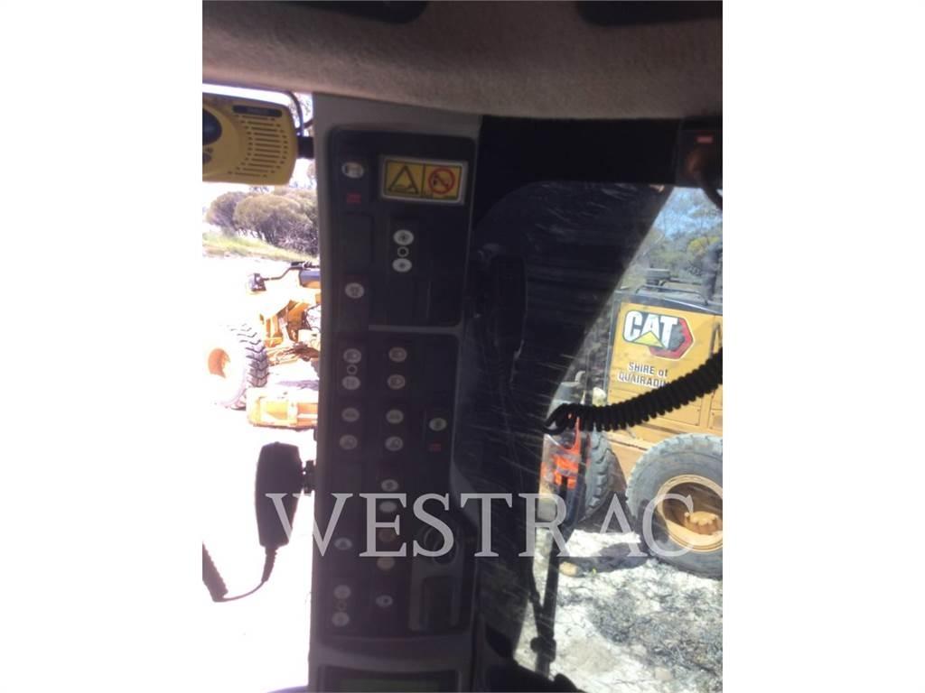 CAT 12M Greiderid