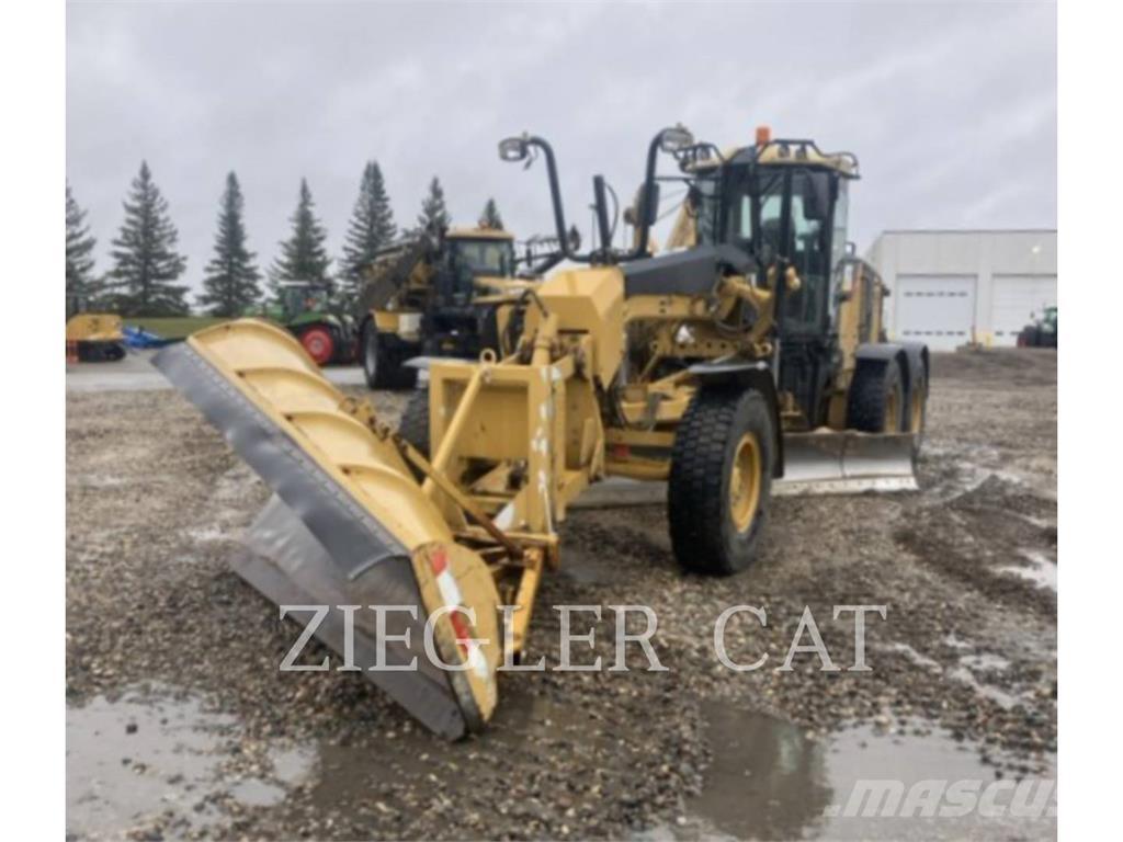 CAT 12M Greiderid