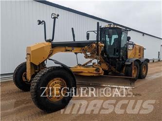 CAT 12M2AWD Greiderid
