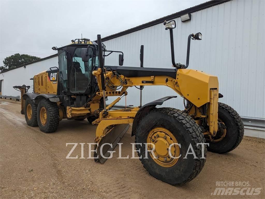 CAT 12M2AWD Greiderid
