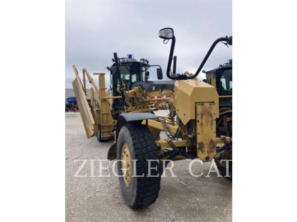 CAT 12M2AWD Greiderid
