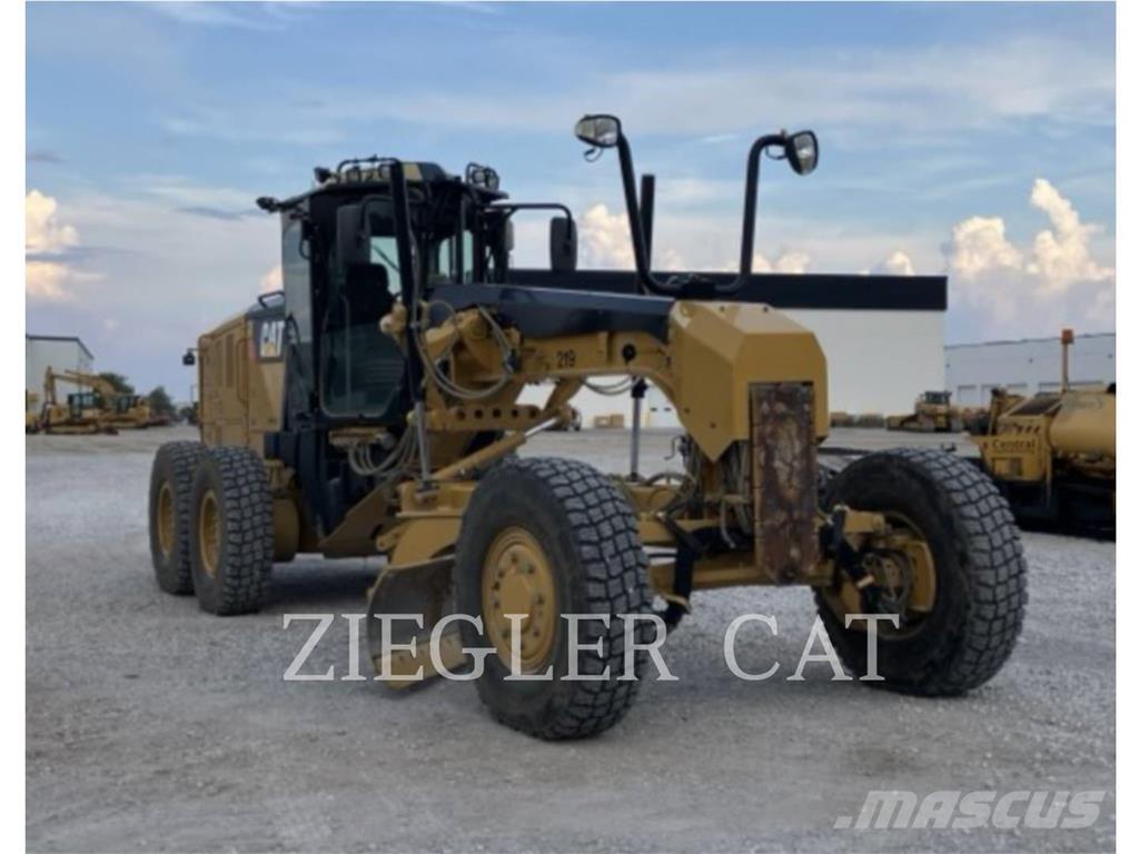 CAT 12M2AWD Greiderid