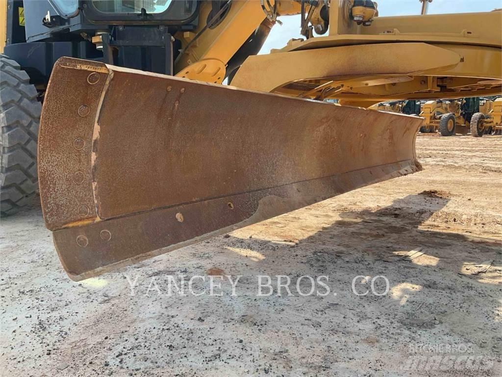 CAT 12M3 Greiderid