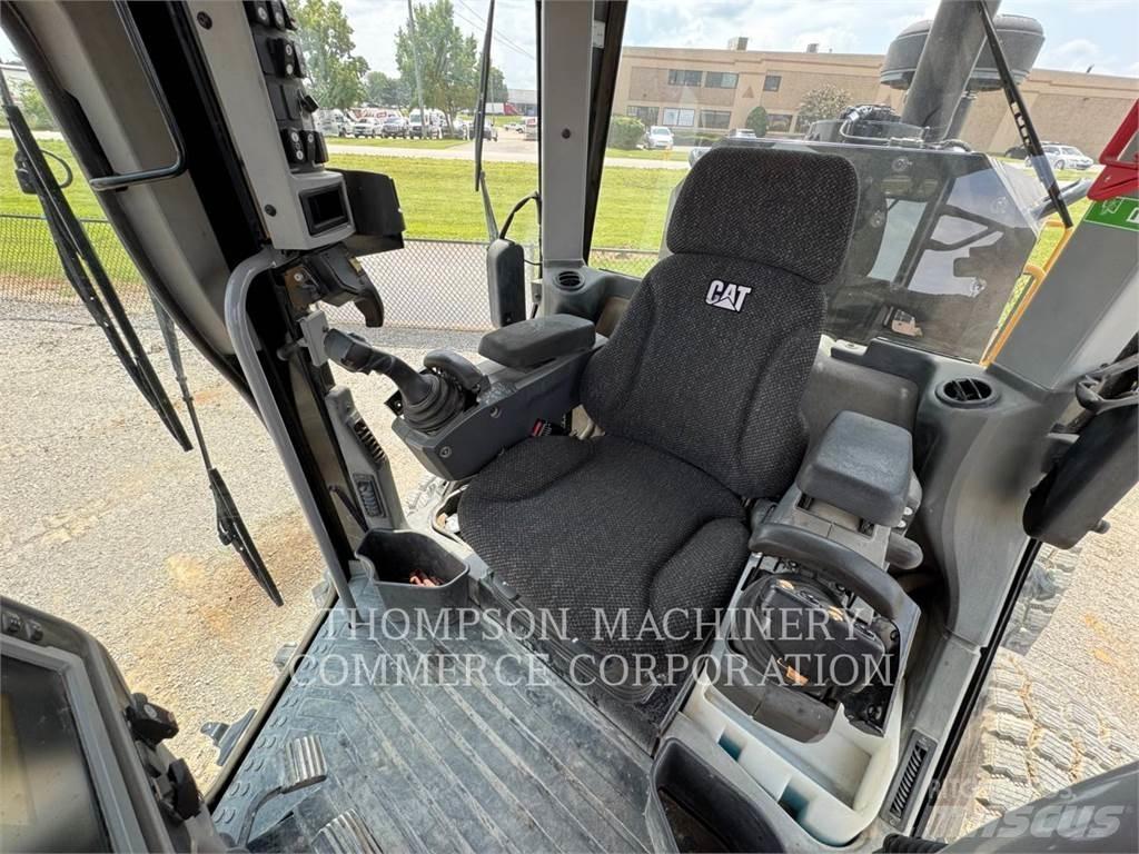 CAT 12M3 Greiderid