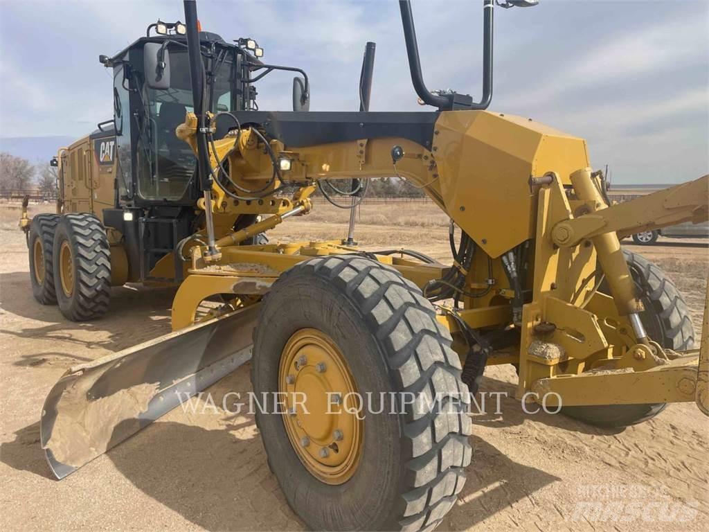 CAT 12M3 AWD Greiderid