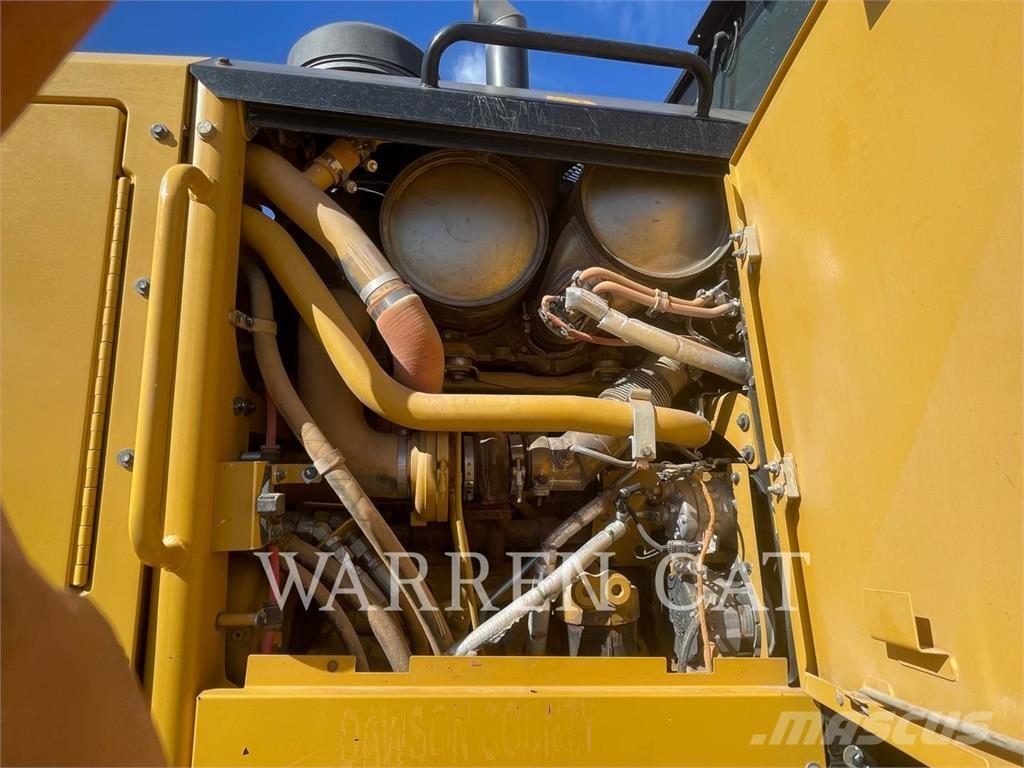 CAT 12M3 AWD Greiderid