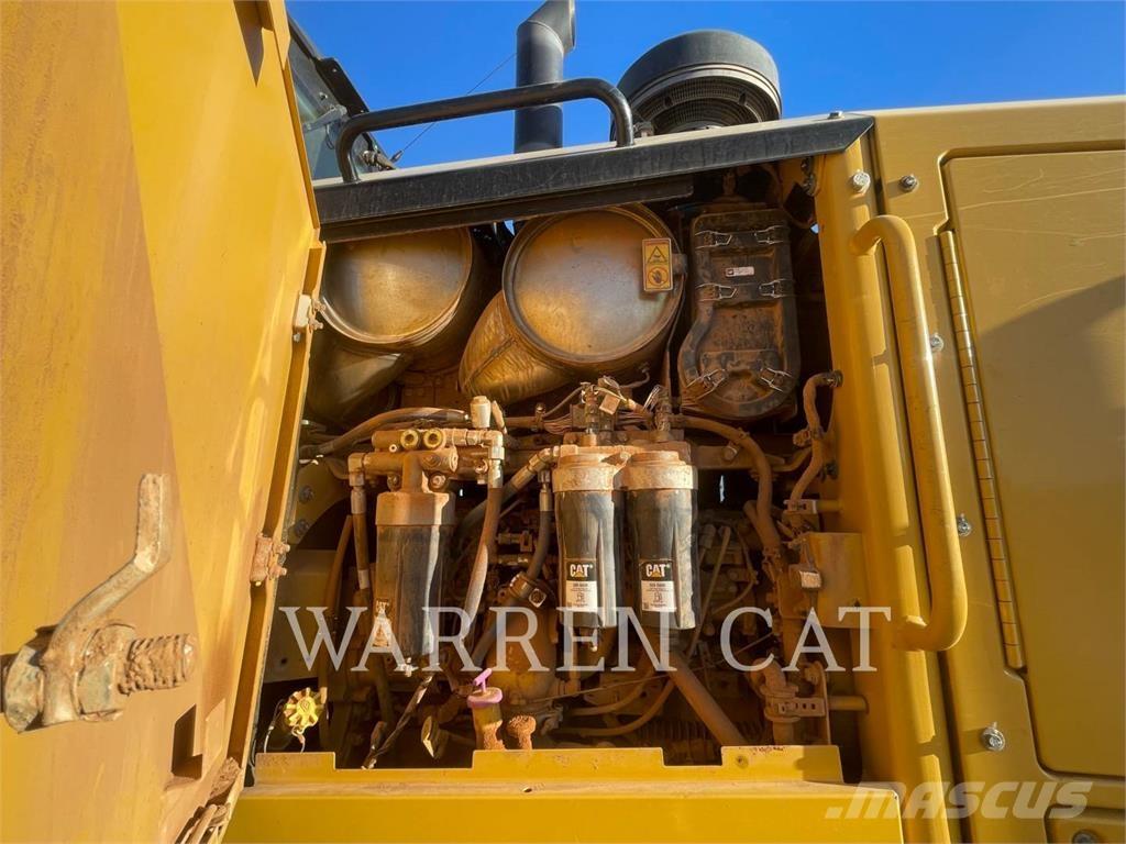 CAT 12M3 AWD Greiderid