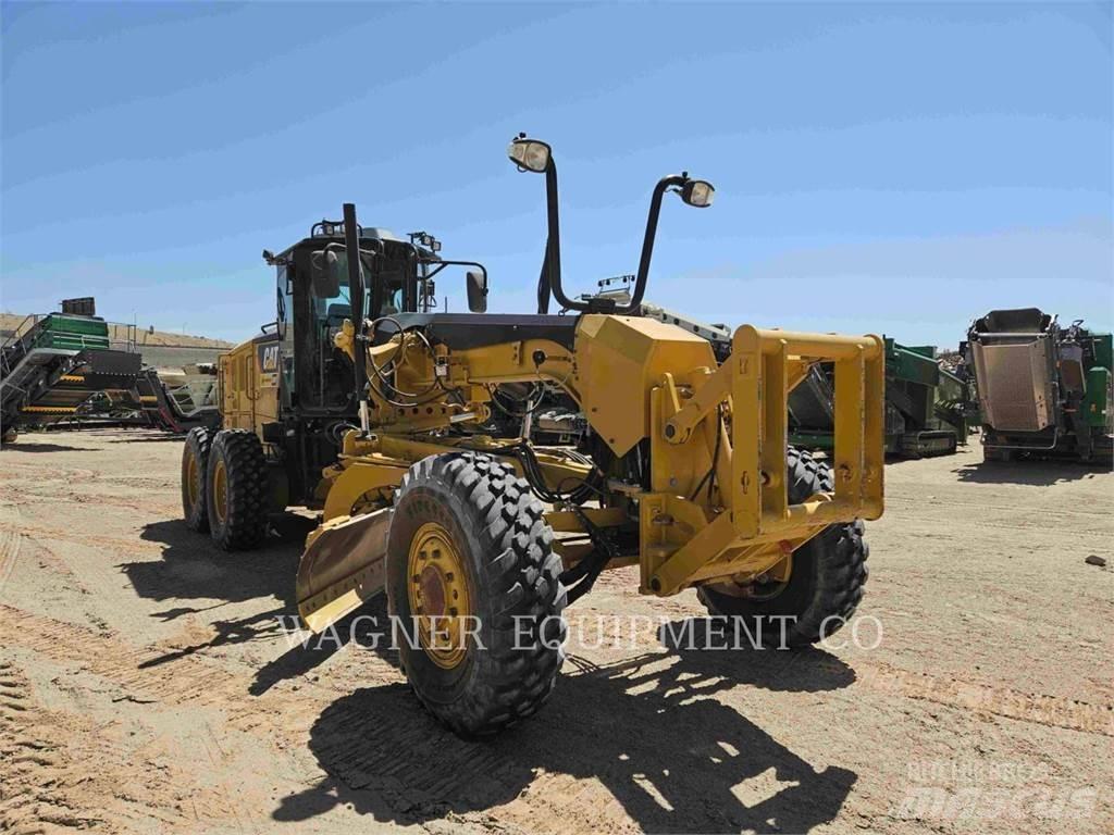 CAT 12M3 AWD Greiderid