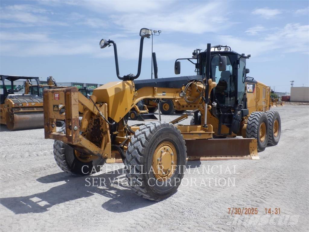CAT 12M3AWD Greiderid