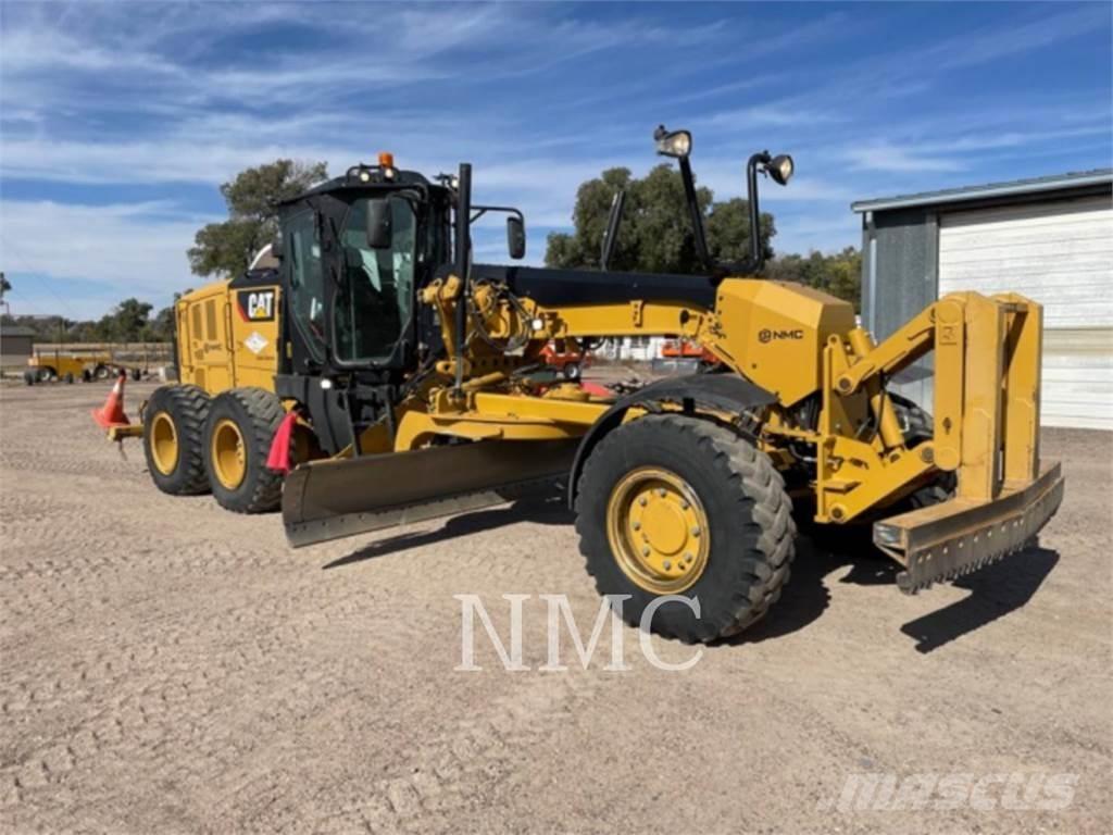 CAT 12M3AWD Greiderid