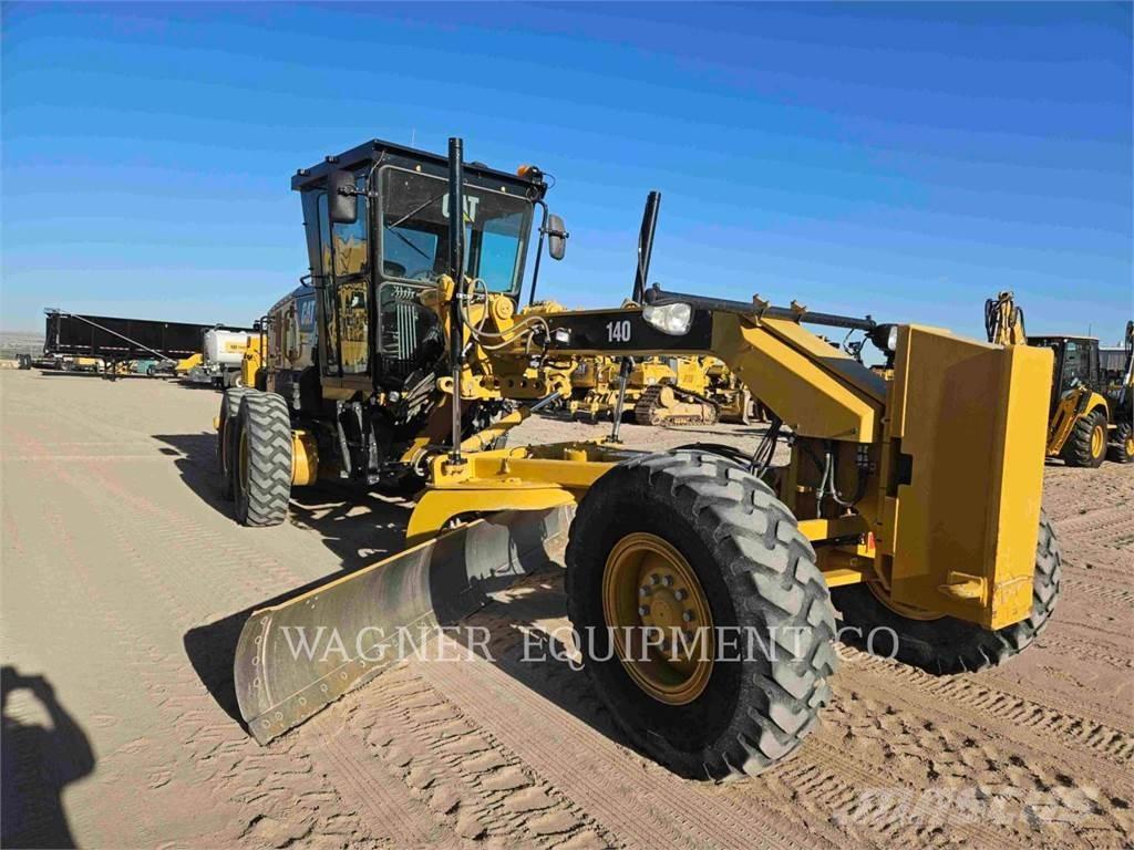 CAT 140 Greiderid