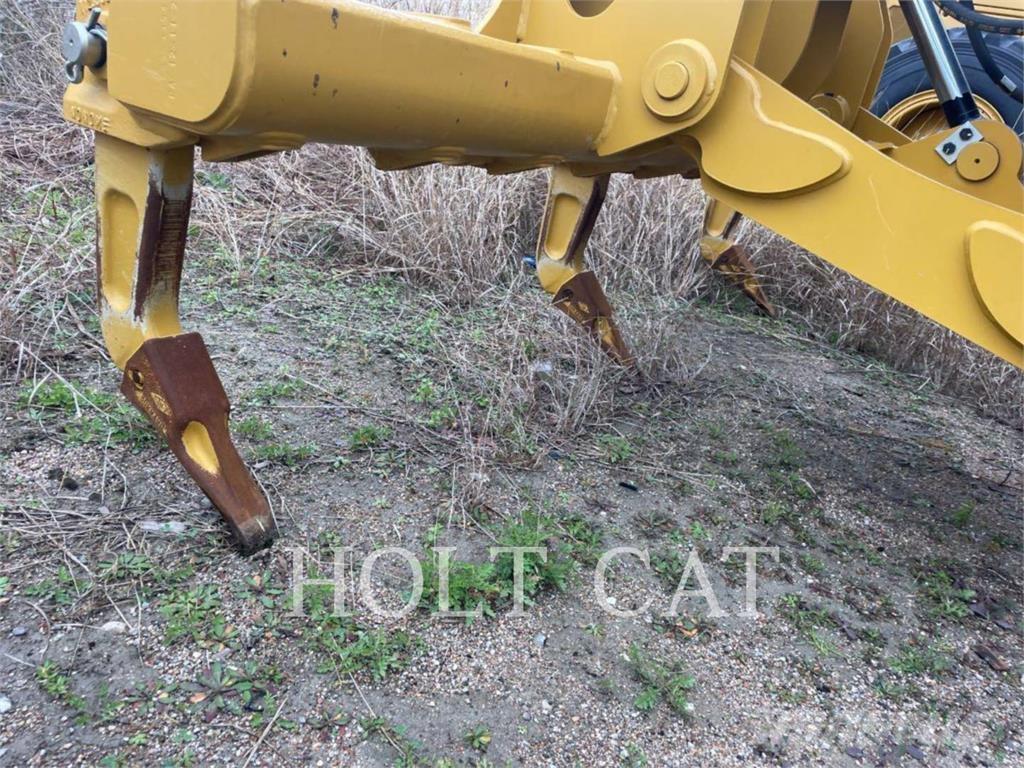 CAT 140 Greiderid