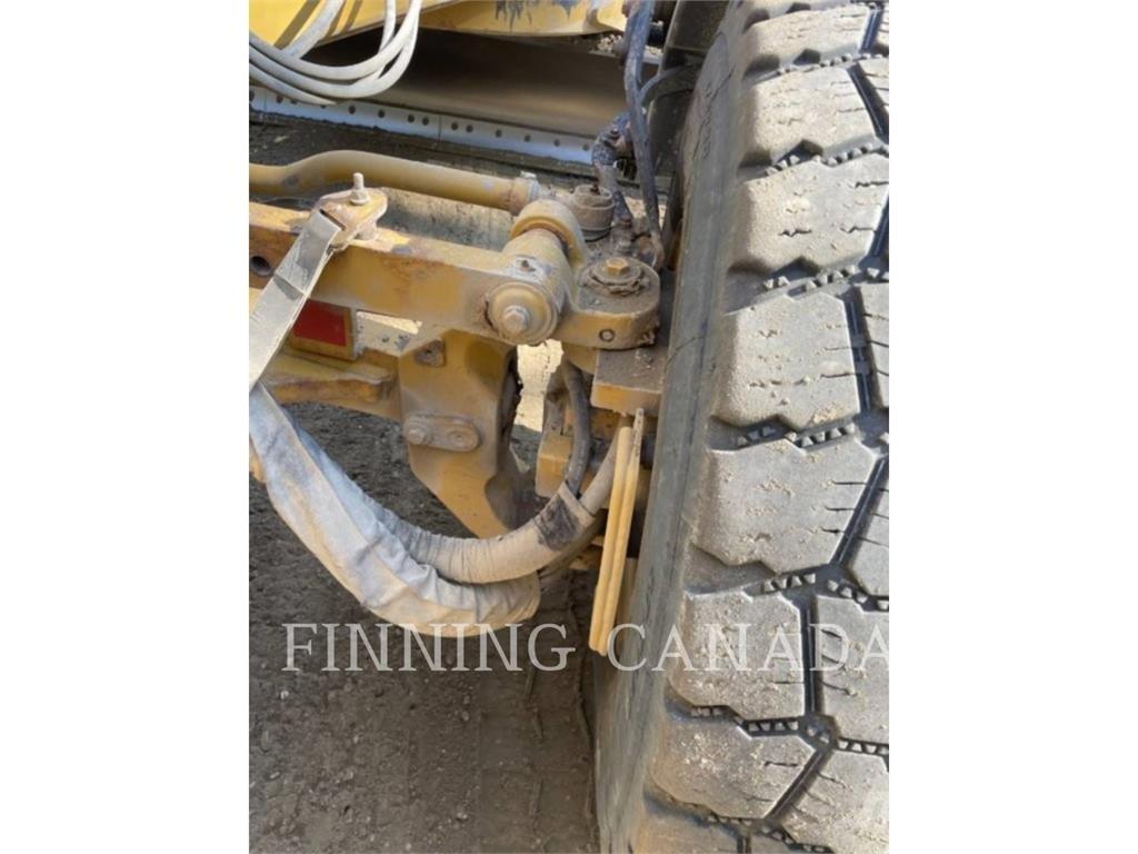 CAT 140-15 AWD Greiderid