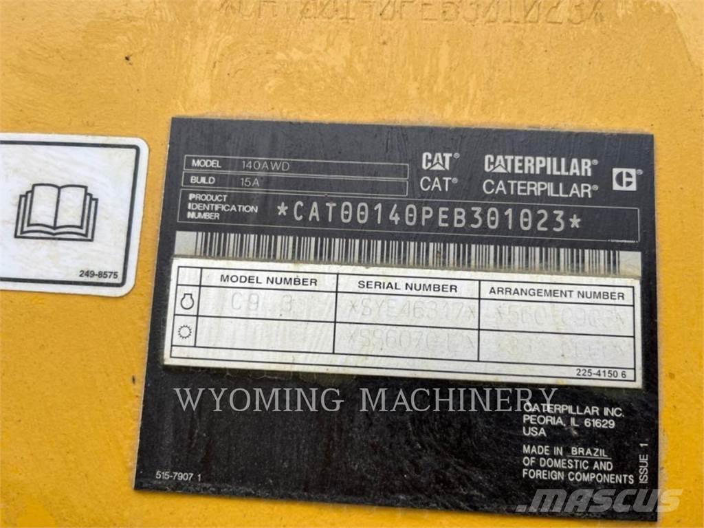 CAT 140 AWD Greiderid