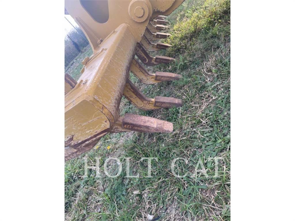 CAT 140 AWD Greiderid