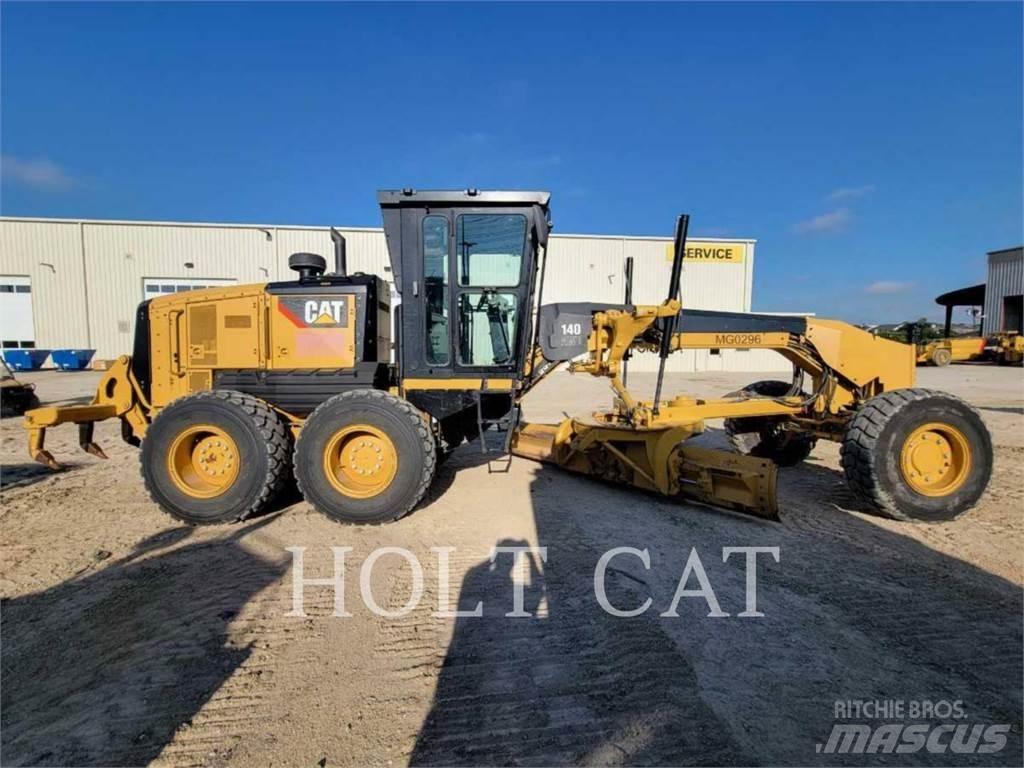 CAT 140 AWD Greiderid
