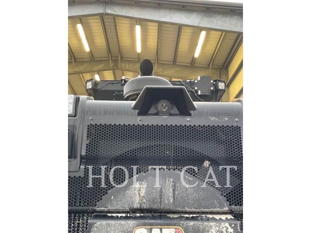 CAT 140 AWD Greiderid